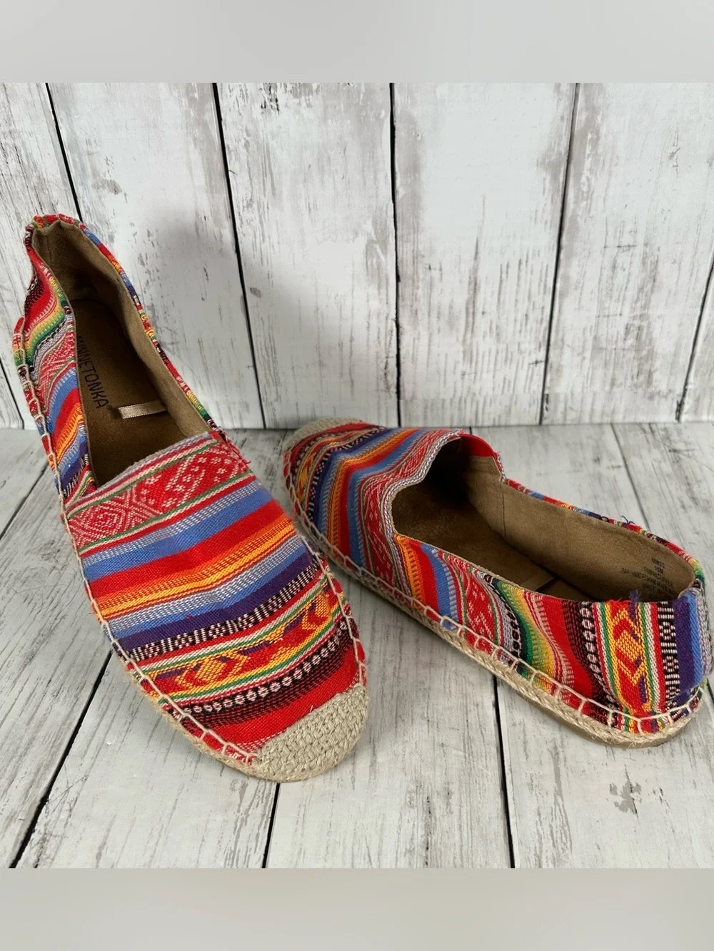 Minnetonka Serape Bohemian Pam Stripe Espadrille Slip On Shoe 10 PRISTINE